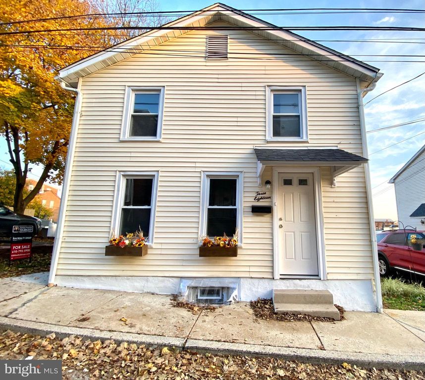 318 Summer St, Royersford, PA 19468