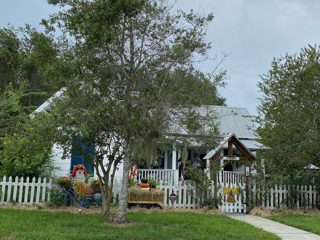 119 N Pine Ave, Inverness, FL 34450 - See Est. Value, Schools \u0026 More, image size:1024x768