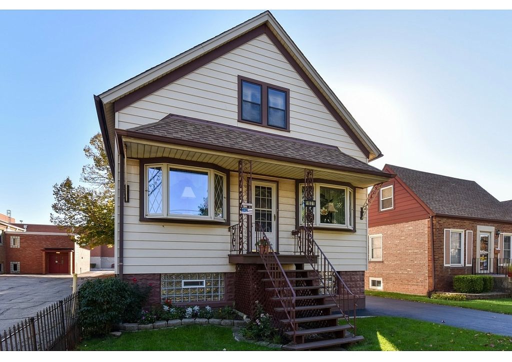 11031 S Homan Ave, Chicago, IL 60655
