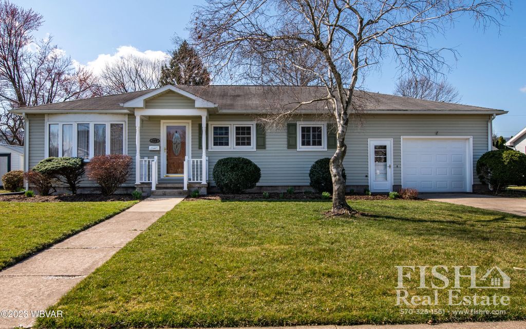 1108 Spruce St, Montoursville, PA 17754 Trulia