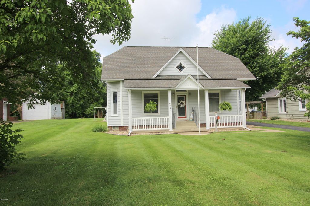 609 S Division St, Carterville, IL 62918 Trulia
