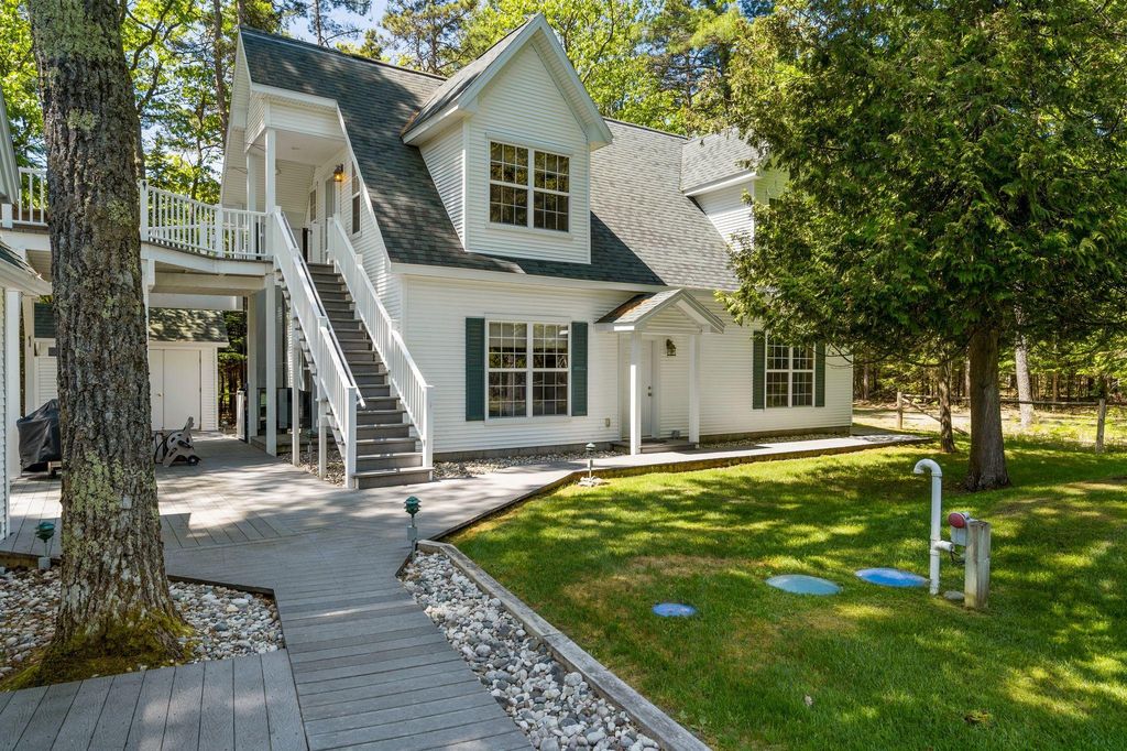 400 Ontario Ave, Pointe Aux Pins, MI 49775 Trulia