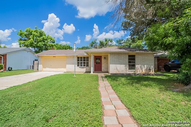 5826 Cliffmont Dr, San Antonio, TX 78250