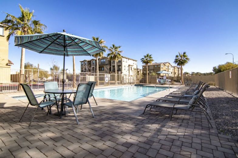 1111 W Parklane Blvd, Chandler, AZ 85224
