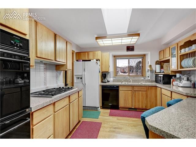 5315 Topaz Dr, Colorado Springs, CO - 3 Bed, 3 Bath Single-Family Home