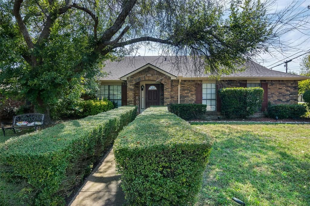 Address Not Disclosed, Desoto, TX 75115