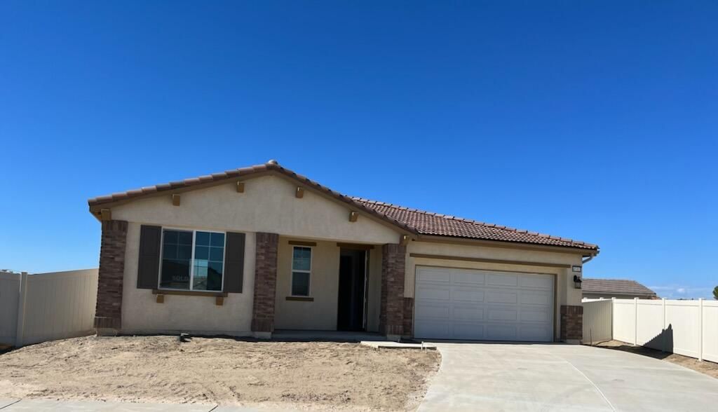 45313 Denmore Ave, Lancaster, CA 93535