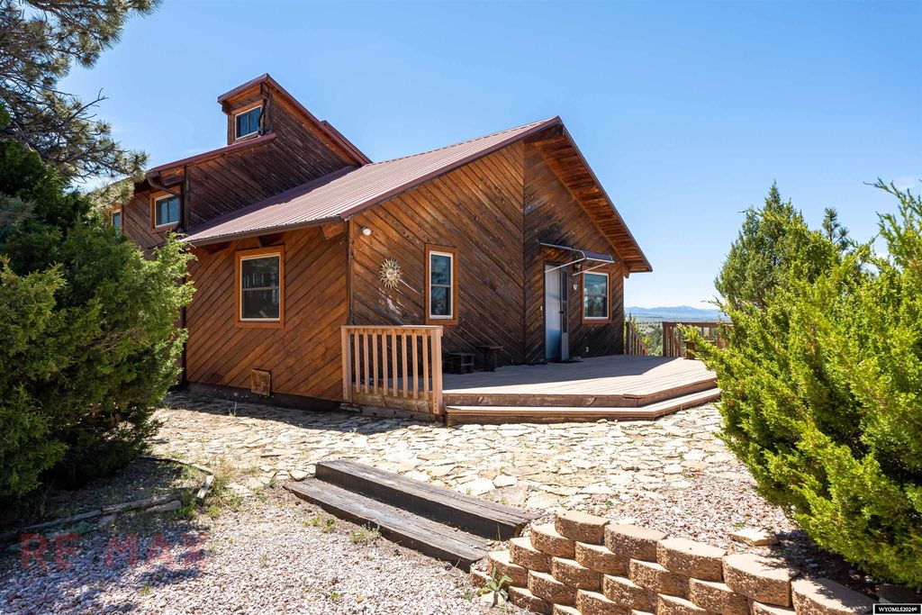 39 Elm St, Glendo, WY 82213 MLS 20242577 Trulia