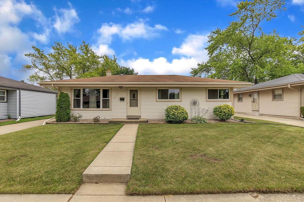 2715 Lincolnwood Dr, Racine, WI 53403 Trulia