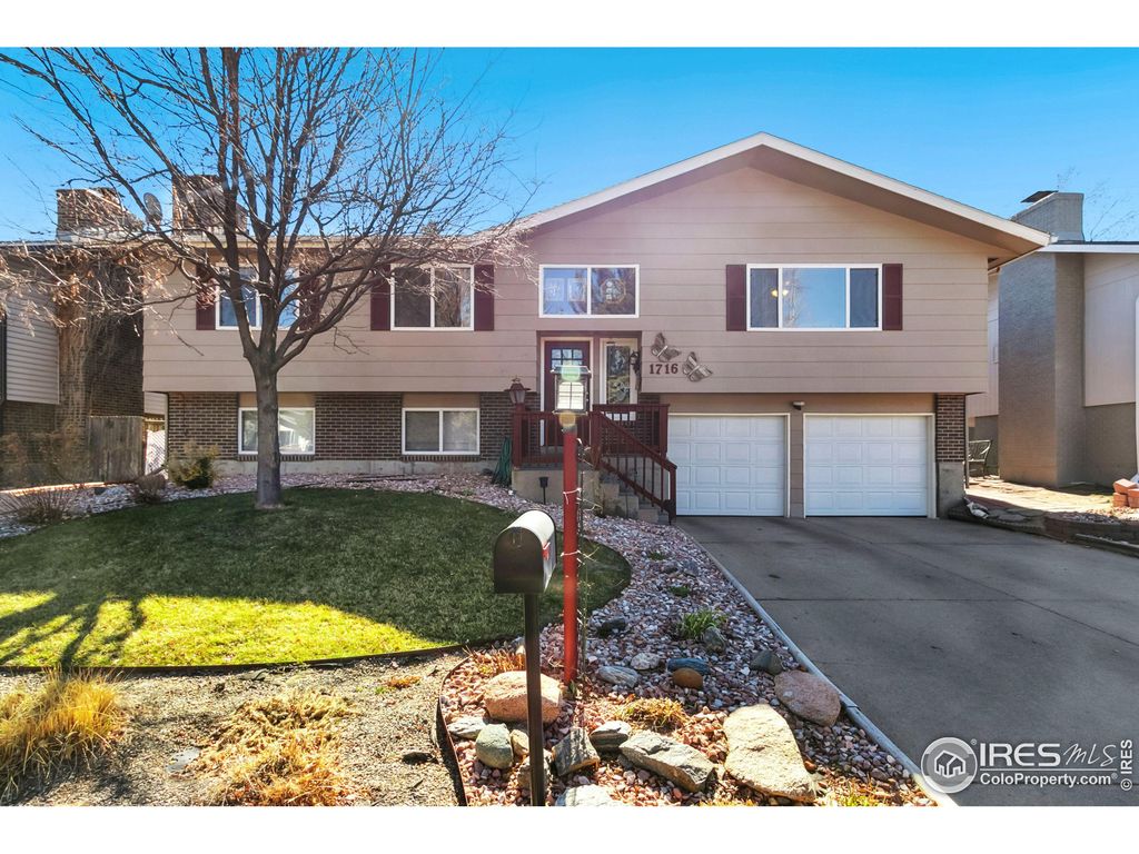 1716 26th Ave Ct, Greeley, CO 80634