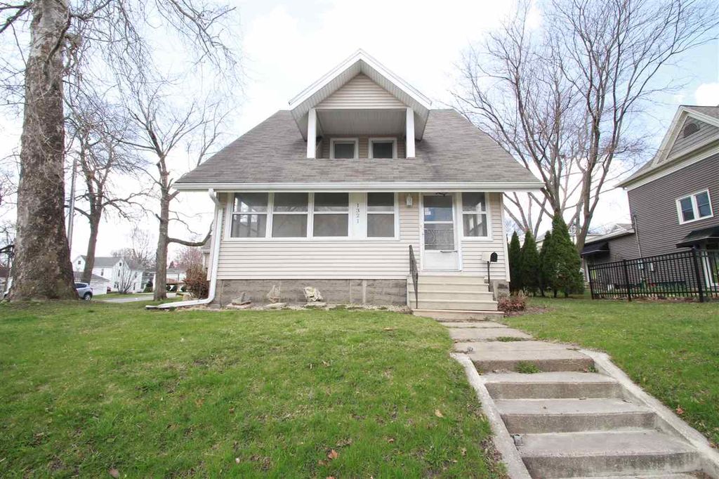 1321 Main St, Cedar Falls, IA 50613 Trulia