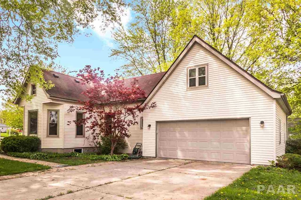 337 S Locust St, Tremont, IL 3 Bed, 2 Bath SingleFamily Home 48