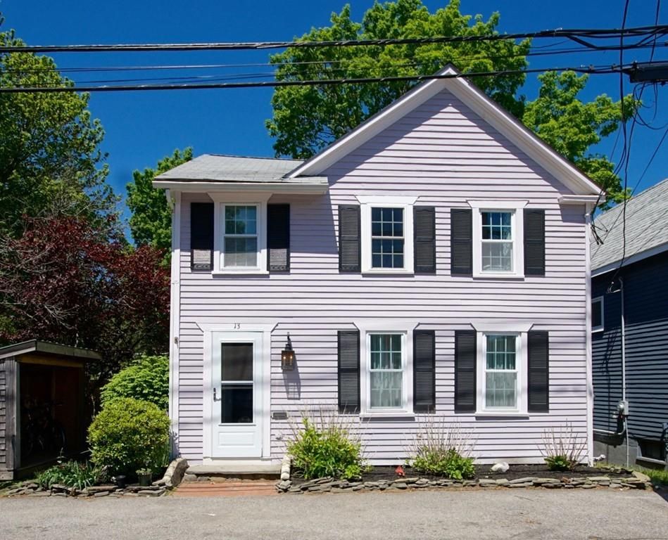 13 Middle St, Georgetown, MA 01833