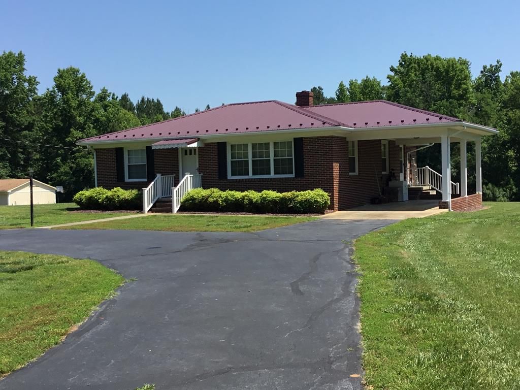 1211 E Hyco Rd, South Boston, VA 24592 Trulia