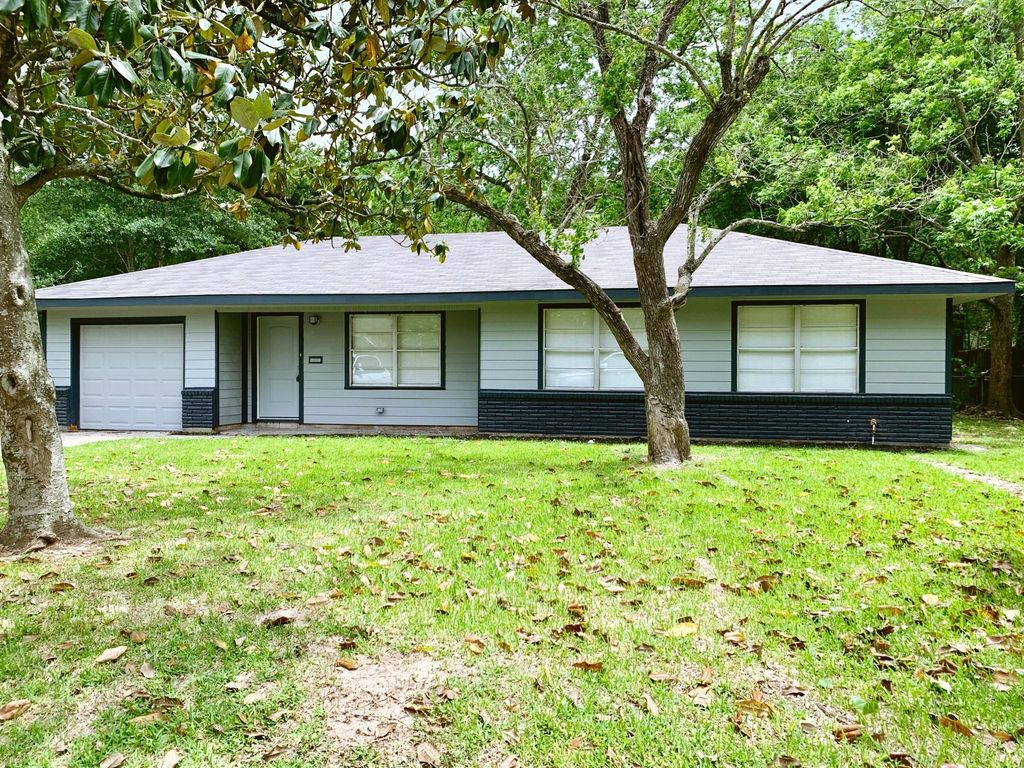 608 N Anderson St, Angleton, TX 77515 Trulia