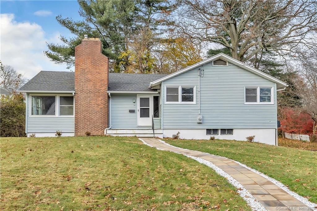 248 Nichols Ter, Stratford, CT 06614
