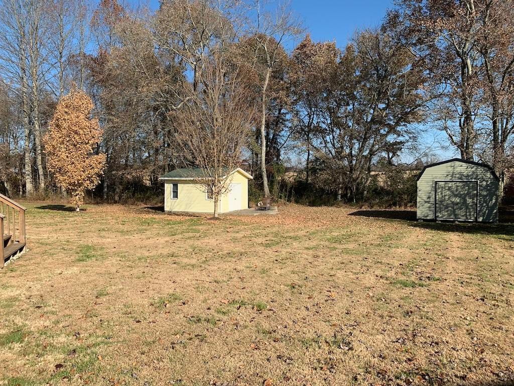 142 Autumn Dr, Russell Springs, KY 3 Bed, 2 Bath SingleFamily Home