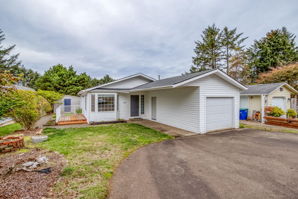 485 SE Jetty Ave, Lincoln City, OR 97367