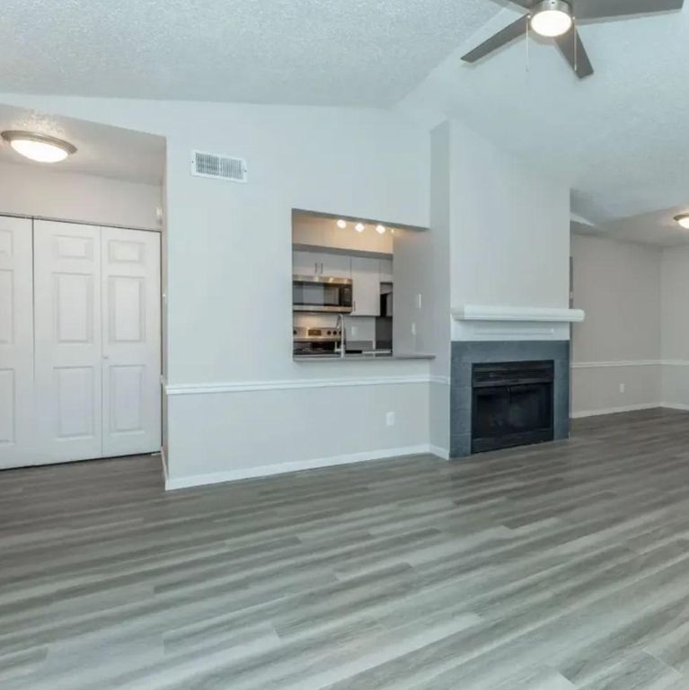 hillcrest apartments 3750 post oak blvd euless tx 76040