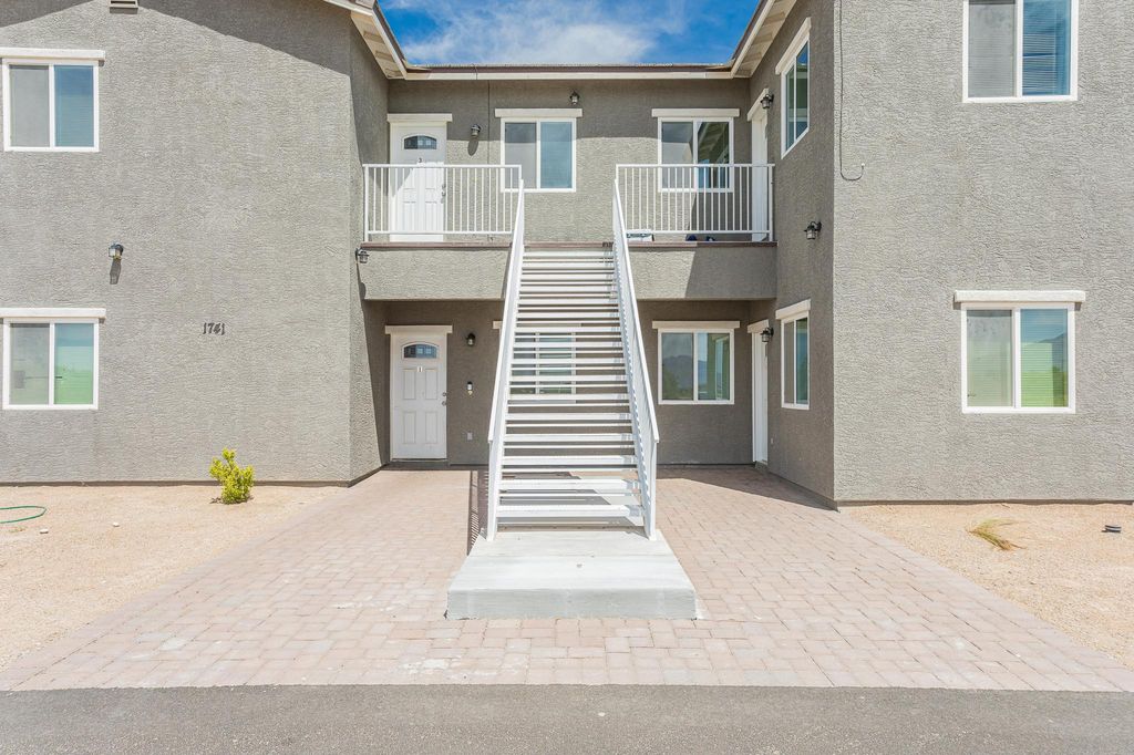 1741 S Dandelion St #3, Pahrump, NV 89048