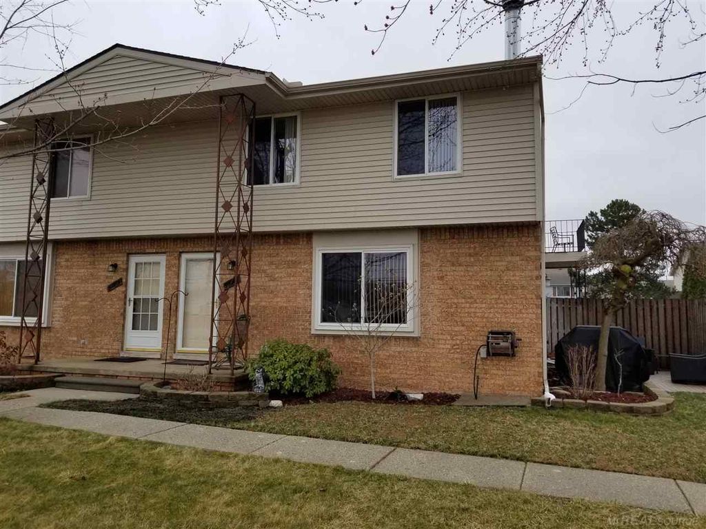 50047 S Benny Ct, Chesterfield, MI 48047 2 Bed, 2 Bath Condo MLS 50037417 37 Photos Trulia