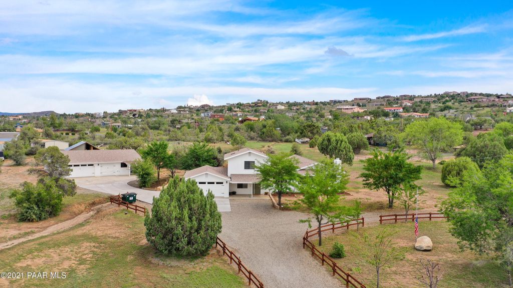2565 W Love Ln, Prescott, AZ 86305
