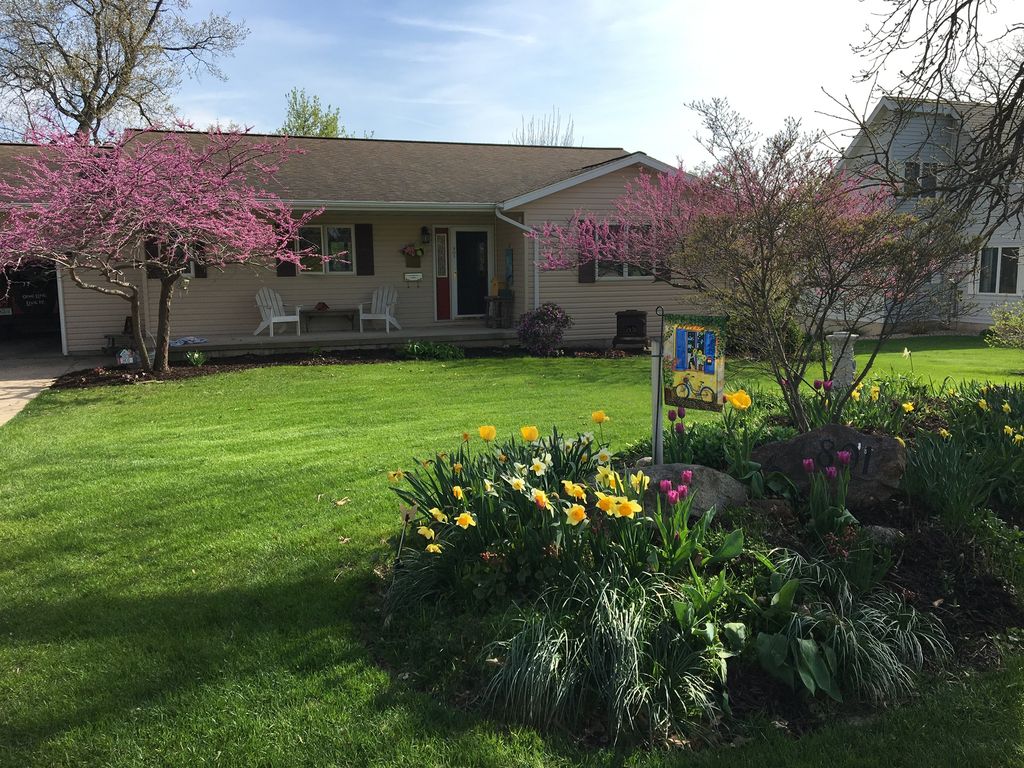801 Lexington St, Delhi, IA 52223 Trulia