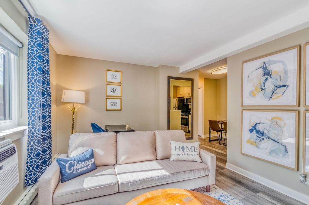 5115 N Sheridan Rd, Chicago, IL 60640