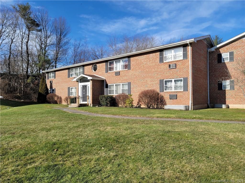 26 Mountain Laurel Dr #26, Wethersfield, CT 06109