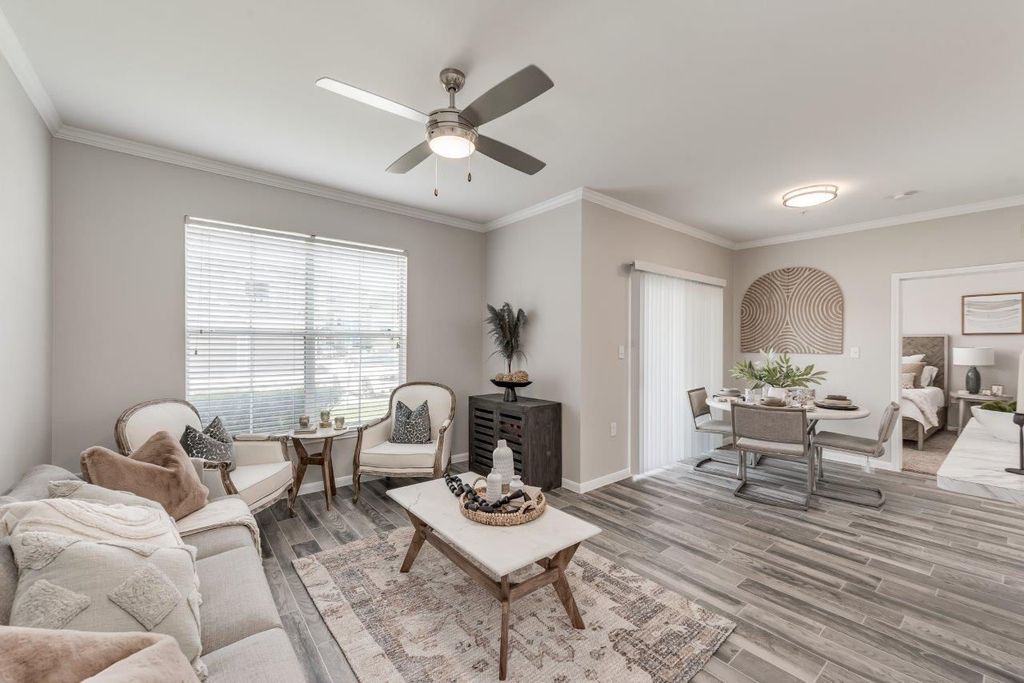 12055 Sabo Rd, Houston, TX 77089