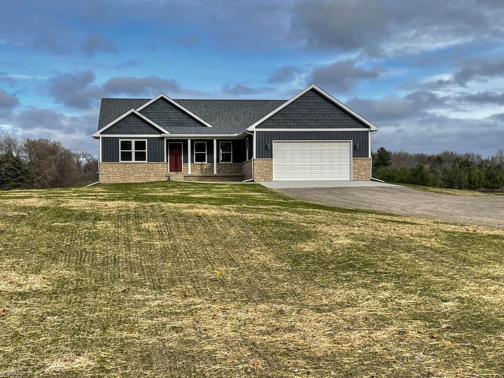 7951 Almont Rd, Almont, MI 48003 Trulia