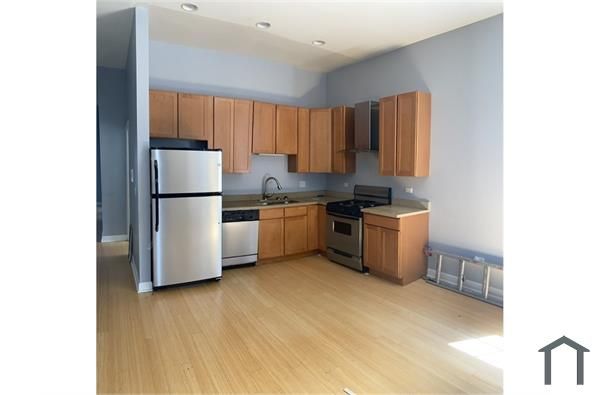 10463 S Corliss Ave #1, Chicago, IL 60628
