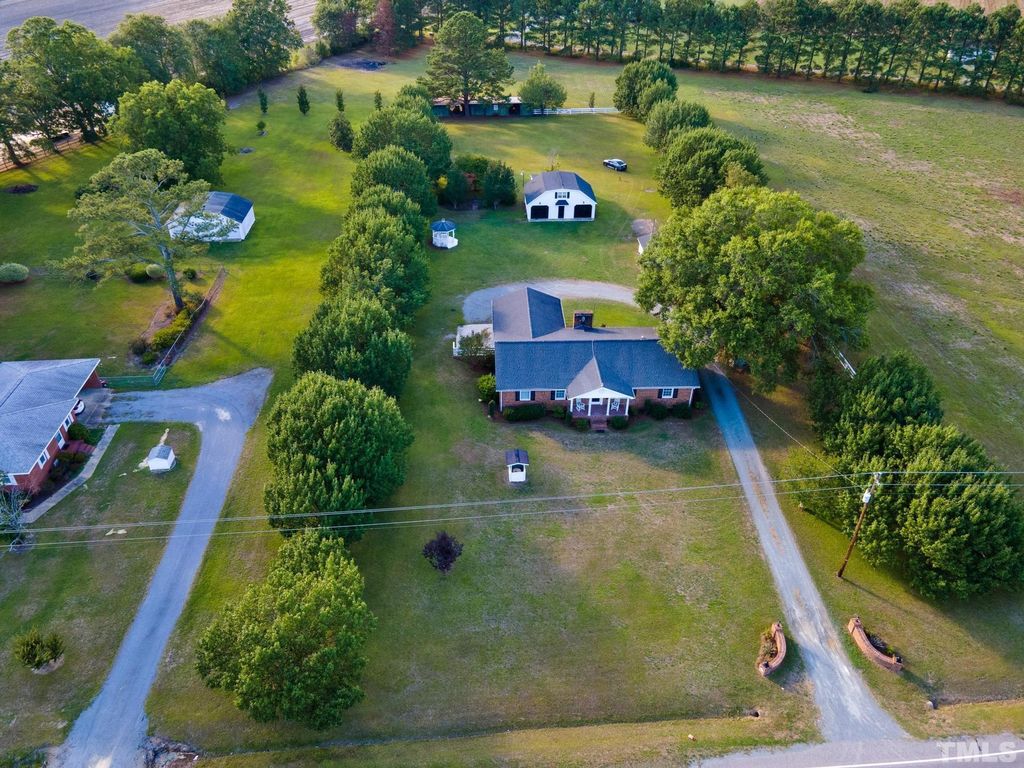 8000 US Highway 301 S, Four Oaks, NC 27524 Trulia