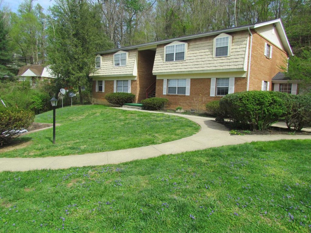 1181 S Jefferson Dr #5, Huntington, WV 25701