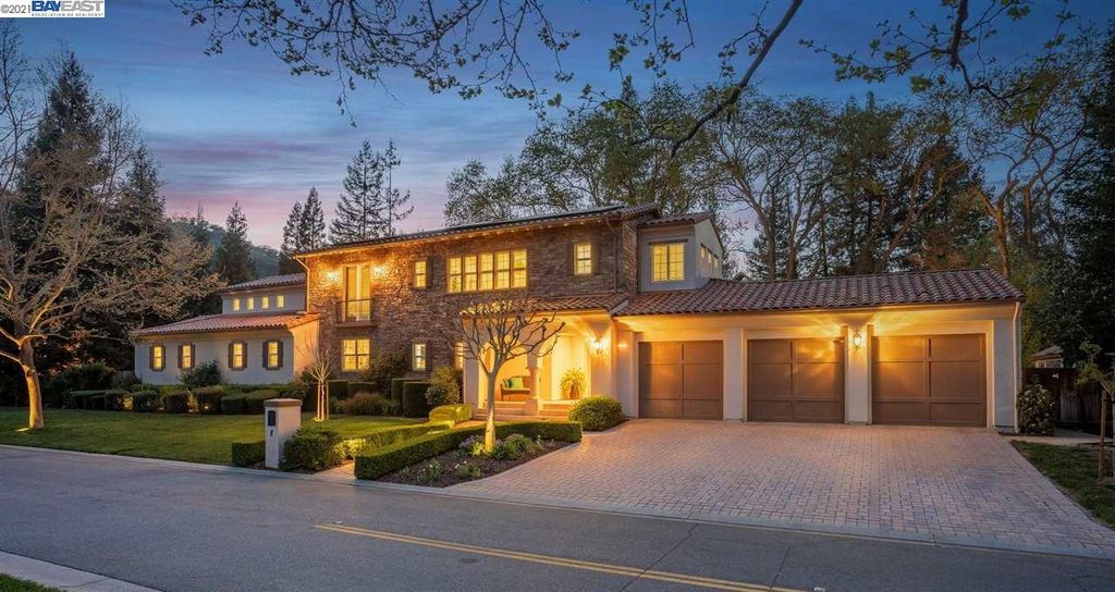 8 Garden Park Ct, Alamo, CA 94507 - 4 Bed, 5 Bath Single-Family Home