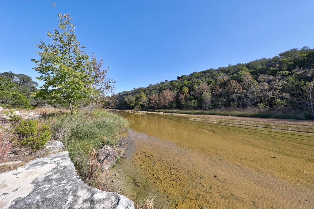 196B Rock Bottom Rd, Hunt, TX 78024