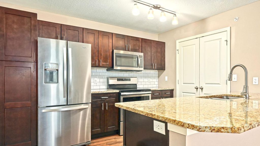 8201 Renner Rd #821106, Lenexa, KS 66219