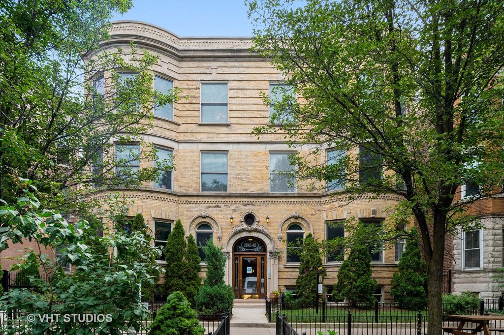 2843 N Burling St, Chicago, IL 60657