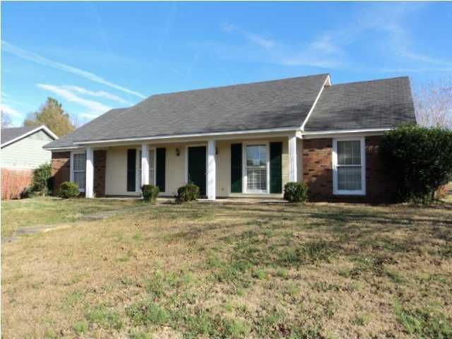 110 N  Place Dr, Madison, MS 39110