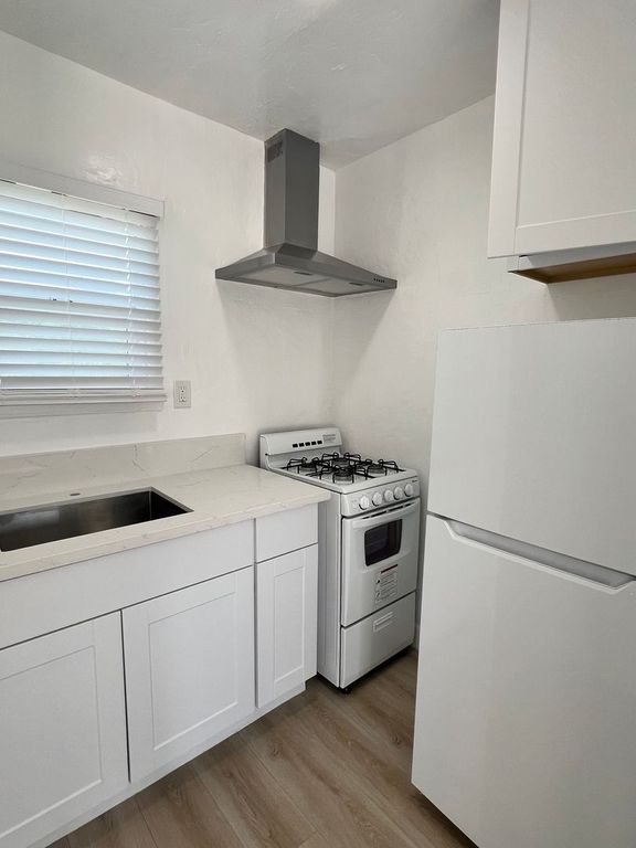 4231-4239 S Centinela Ave, Los Angeles, CA 90025