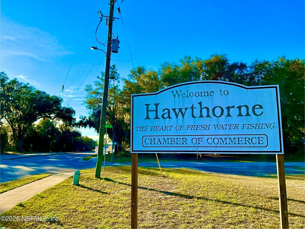 view 61st full size image of this home