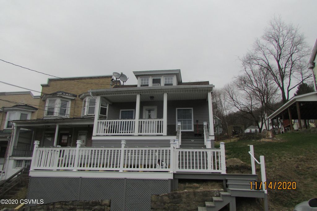 617 S Market St, Shamokin, PA 17872