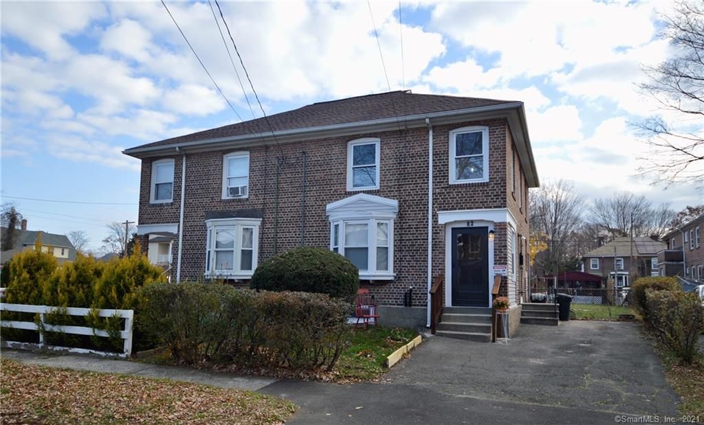 82 Bradley St, Bridgeport, CT 06610