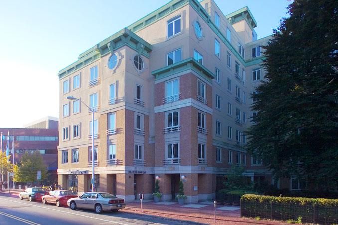 1008 Massachusetts Ave, Cambridge, MA 02138