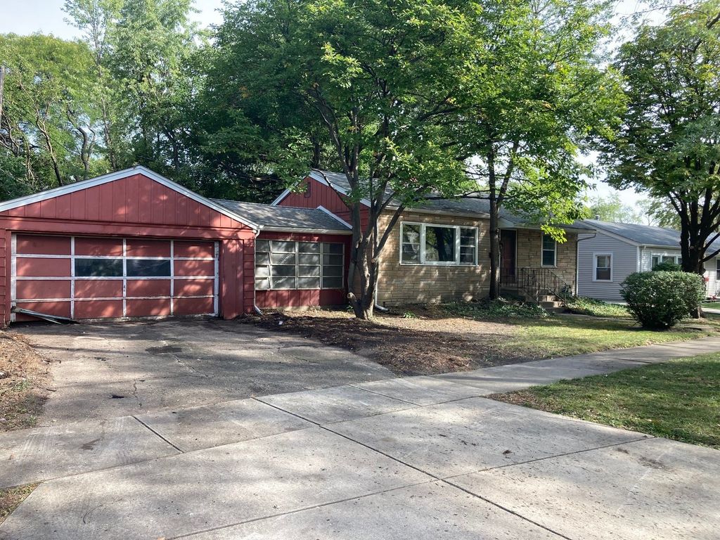 460 E Prairie Ave, Des Plaines, IL 60016