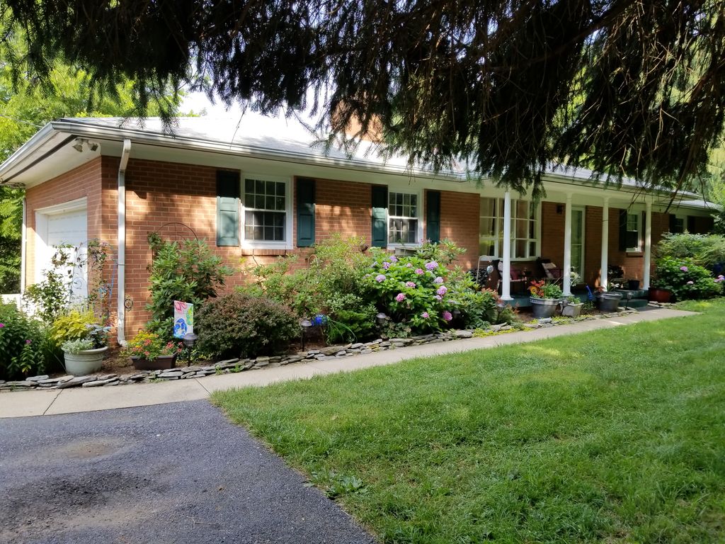 4615 Old Swimming Pool Rd, Braddock Heights, MD 21714 Trulia