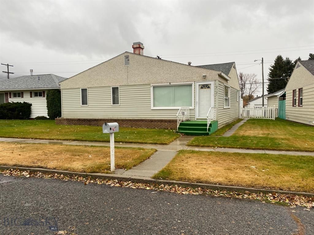 2720 Kossuth St, Butte, MT 59701