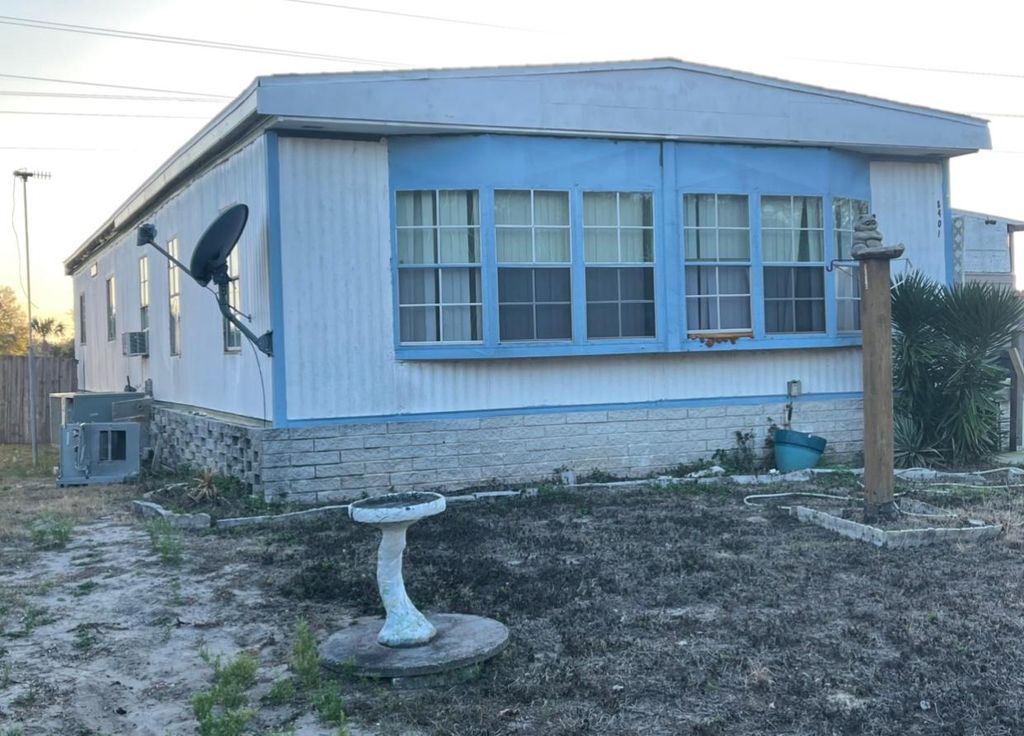 8401 Breeze Hill Dr, Lake Wales, FL 33898 Trulia