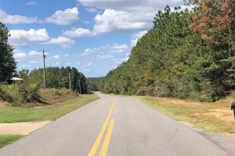 9847 Chumuckla Springs Rd, Jay, FL 3 Bed, 2 Bath SingleFamily Home