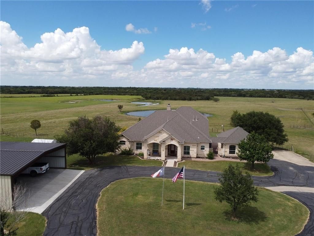 20145 Janak Rd, Coupland, TX 78615